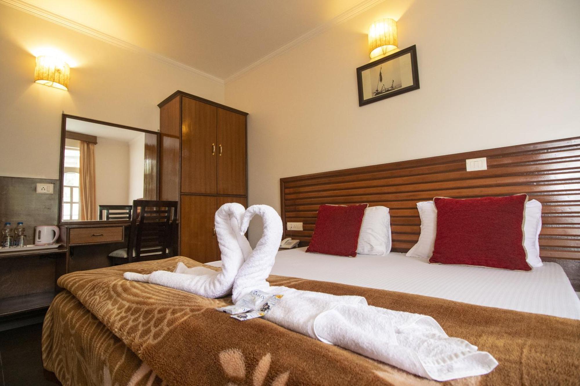 Wow Stayz2 Hotel The Lodge Dharamshala Exterior foto