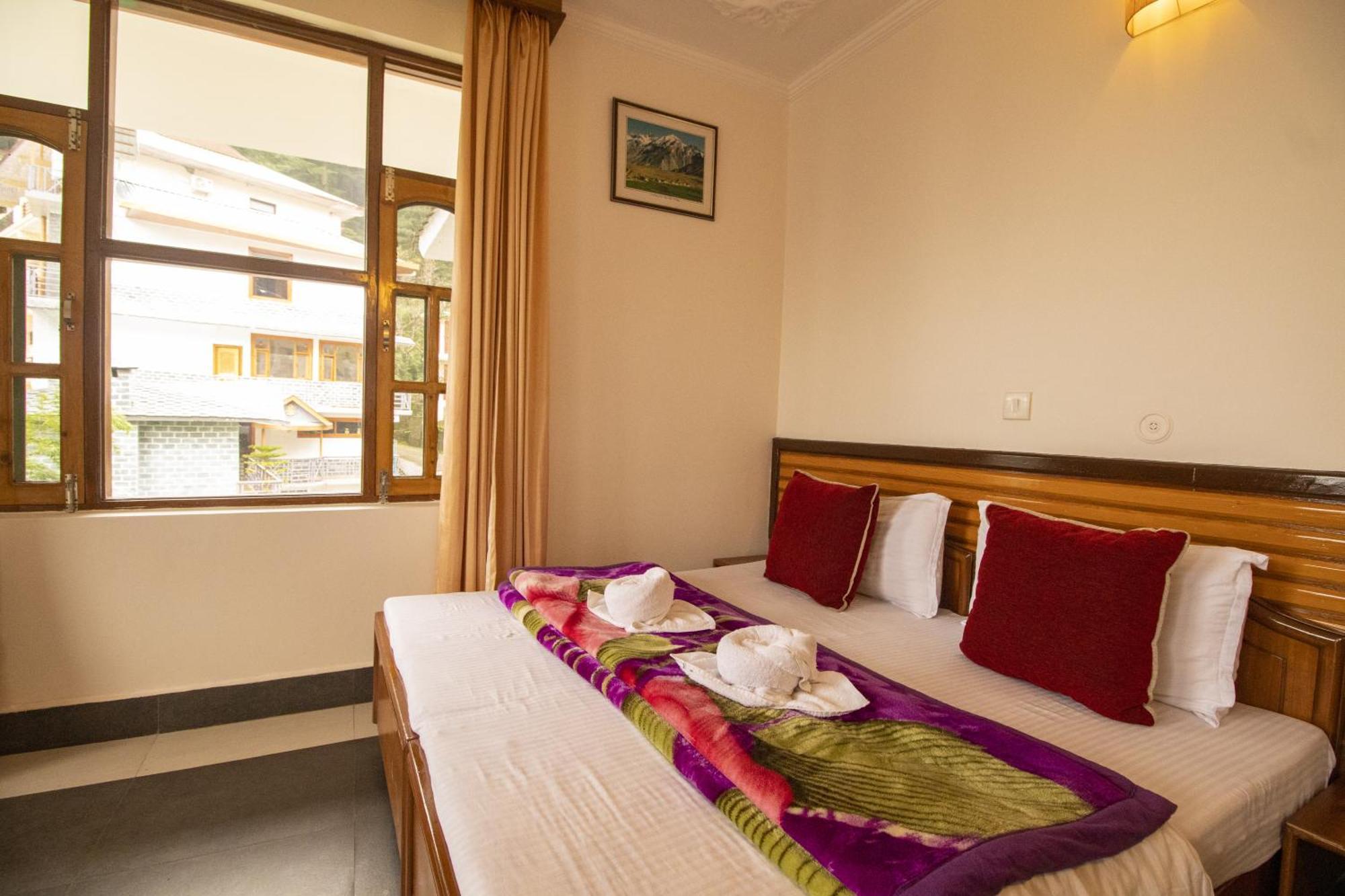 Wow Stayz2 Hotel The Lodge Dharamshala Exterior foto